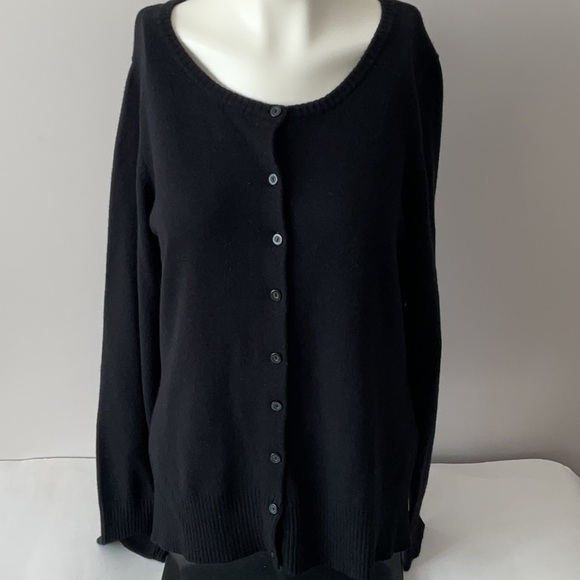 Classic Cardigan - Picture 3 of 5